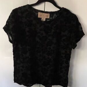 Chic Black Floral Lace Blouse